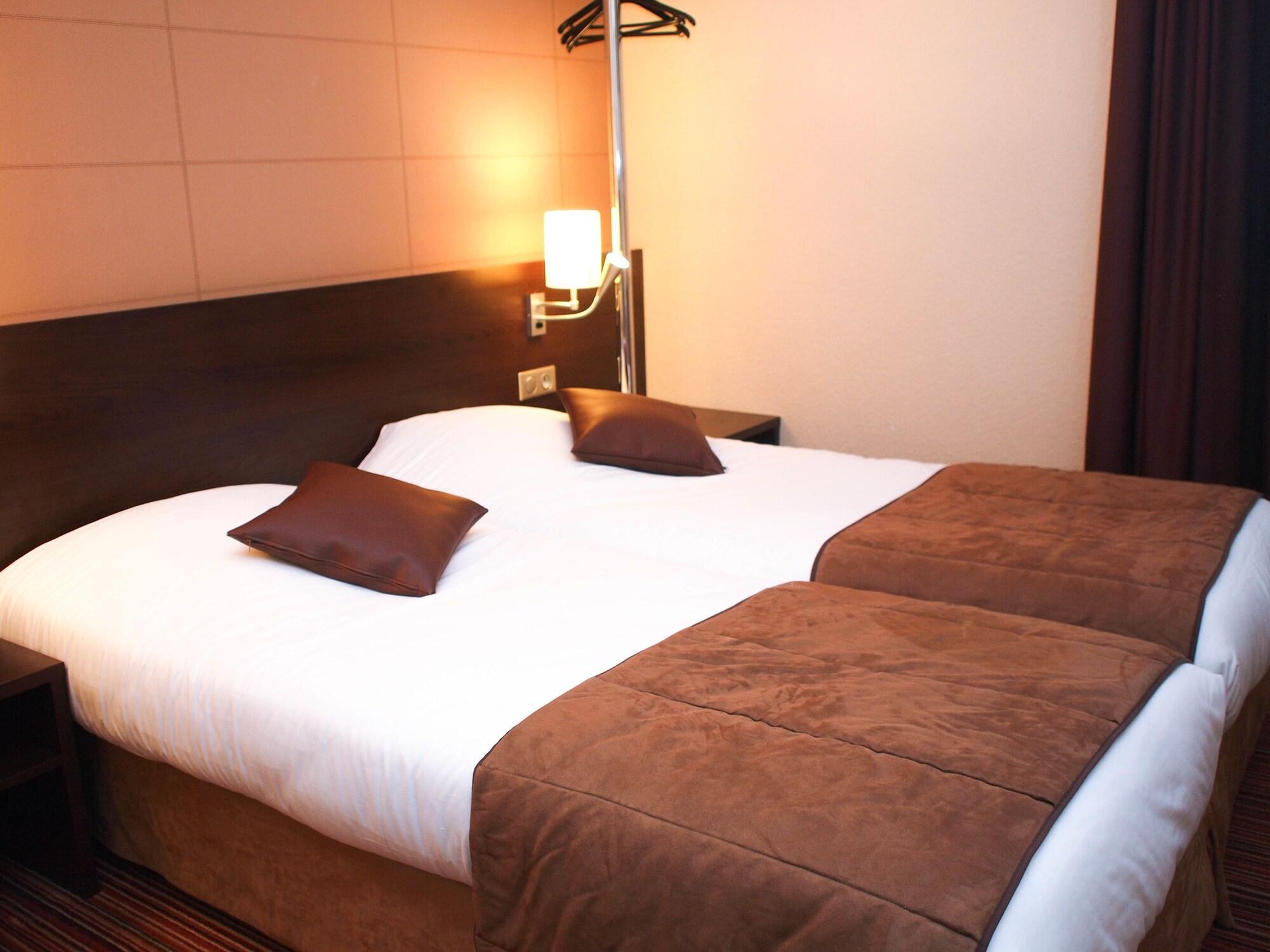 Hotel Inn Design Resto Novo Le Mans 阿纳齐 外观 照片